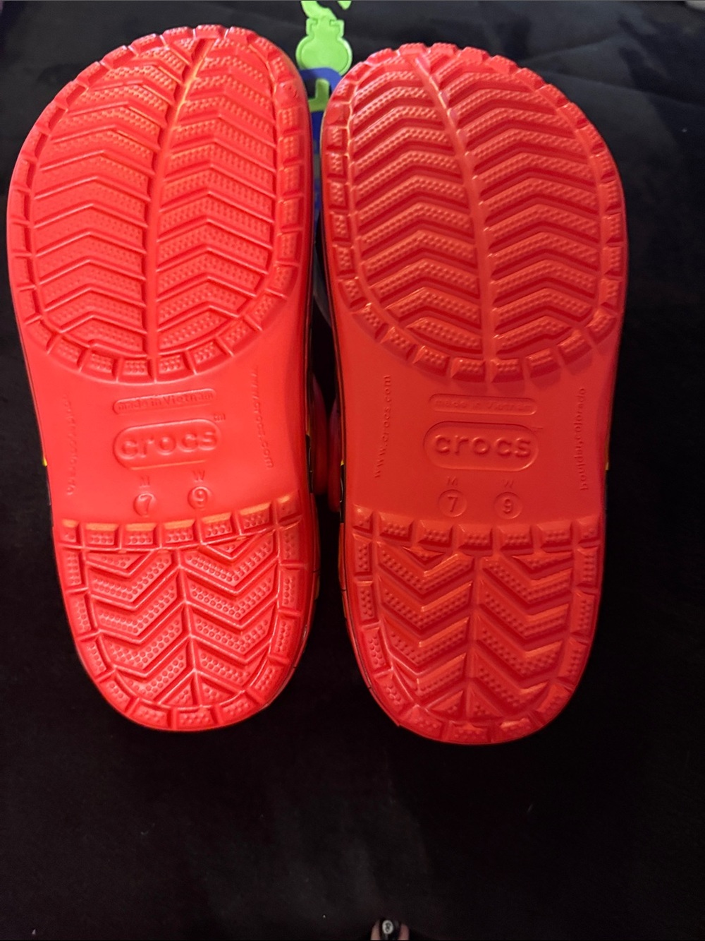 Red Lightning McQueen Crocs - Picture 7 of 7